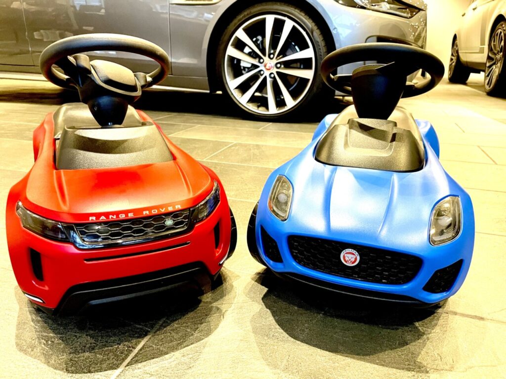 ジャガージュニアライドオンカー